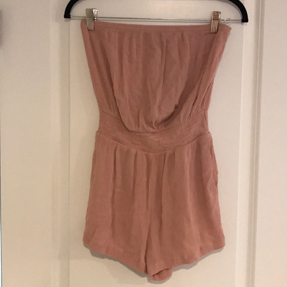 Forever 21 Other - Strapless romper